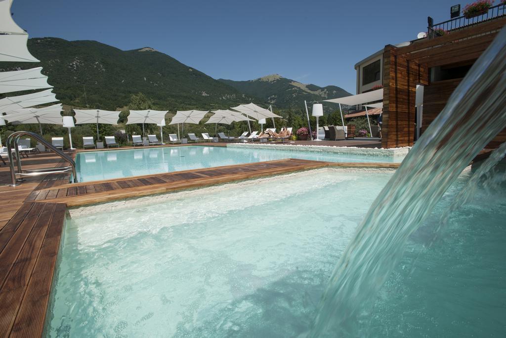 Sport Village Hotel & Spa Castel Di Sangro Esterno foto