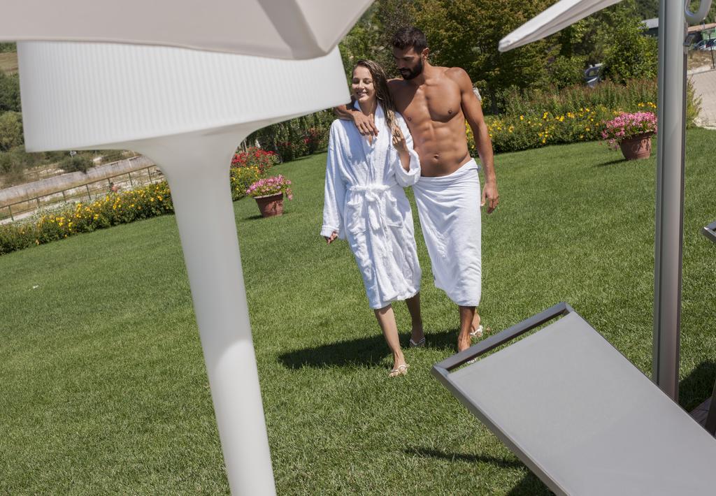 Sport Village Hotel & Spa Castel Di Sangro Esterno foto