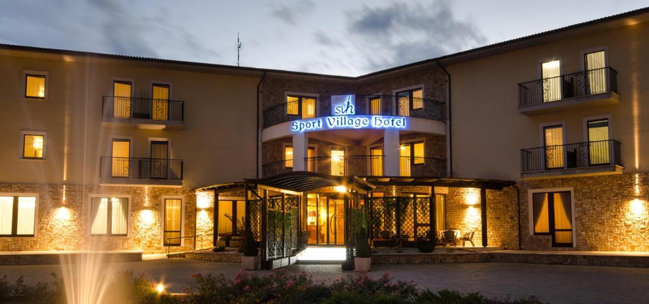 Sport Village Hotel & Spa Castel Di Sangro Esterno foto